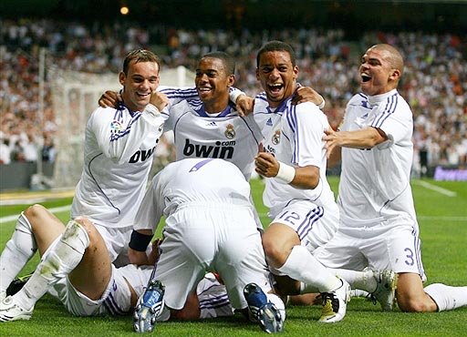 TA：热刺在欧冠中展现出了自信，他们在英超中也应做到这点（TA：热刺在欧冠自信十足，英超赛场也该延续这股劲头）