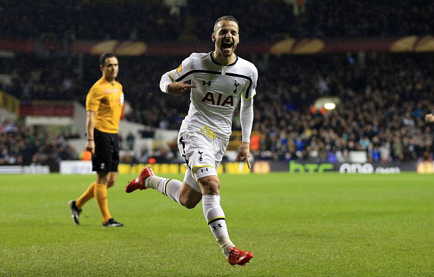 奥斯梅恩：对未能拿到世界杯入场券道歉，非洲杯目标是夺冠（奥斯梅恩为无缘世界杯致歉，非洲杯剑指冠军）