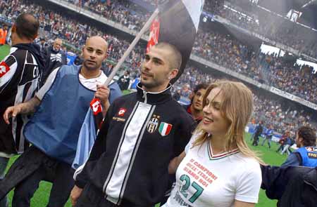 萨拉赫与利物浦关系紧张，欧冠之旅成疑