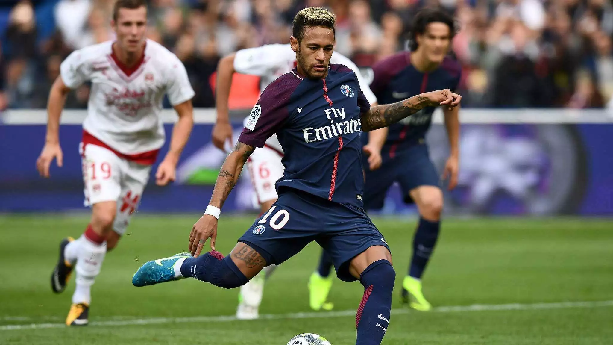 华夏幸福旧将许小龙：金元时代单场三、五百万的奖金很常见