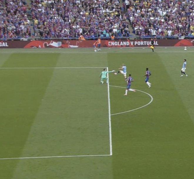 鲁媒：限制投入更需加快造血，中国职业足球生存困境并未解决（鲁媒：限投之下更需加速造血，中国职业足球生存难题仍未解）