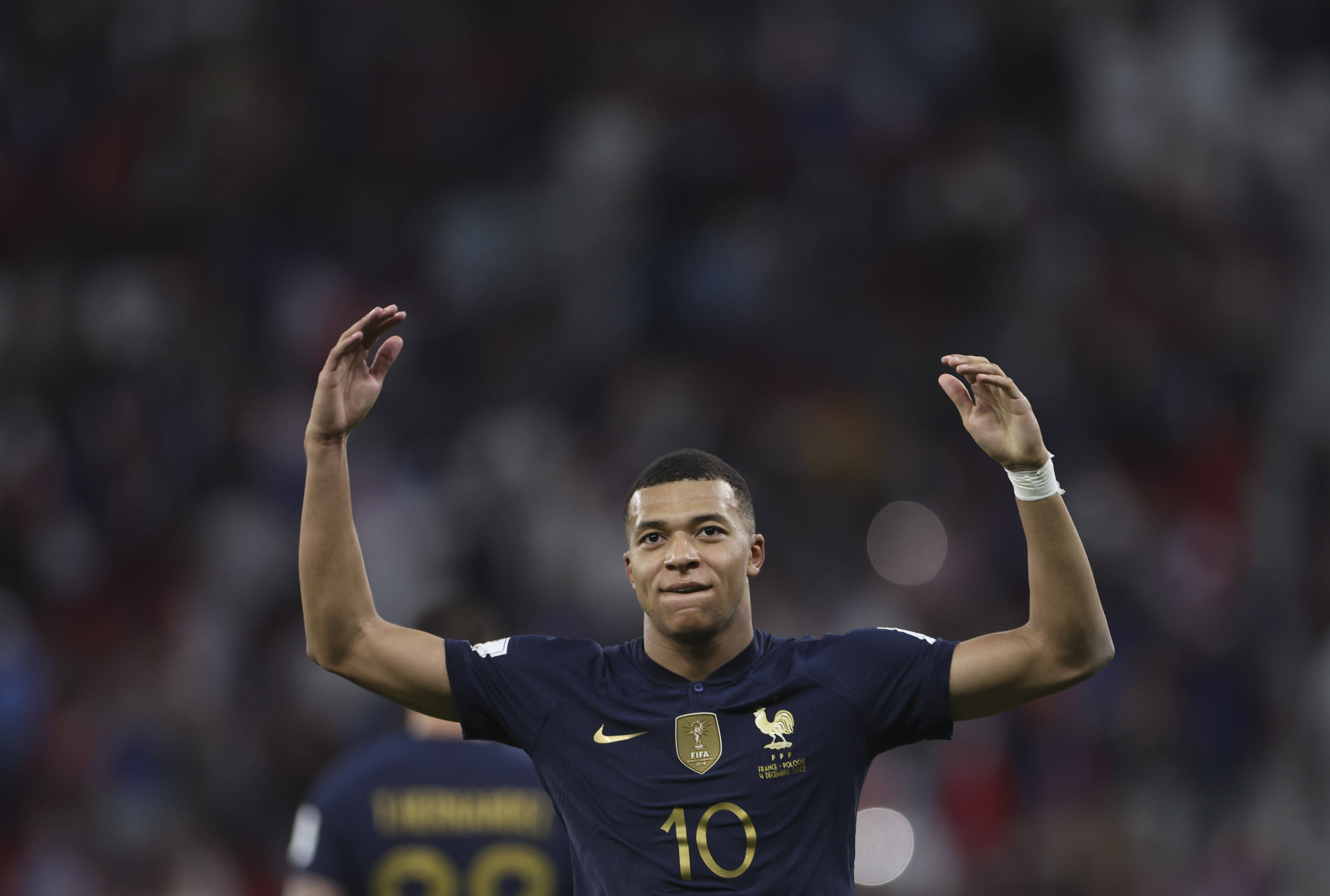 意甲第13轮纪律报告：阿莱格里对裁判出言不逊染红被停赛一场（意甲第13轮纪律通报：阿莱格里因对裁判出言不当被红牌罚下，禁赛一场）